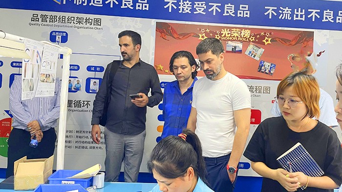 伊朗客戶代表團(tuán)一行人來訪東晟密封件5