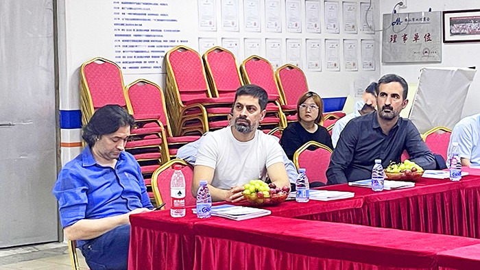 伊朗客戶代表團(tuán)一行人來訪東晟密封件5